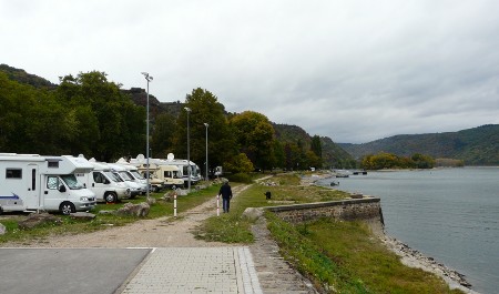 The stellplatz at Bacharach is right by the Rhine