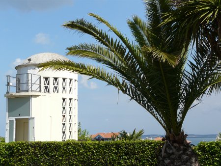 Art Deco elevator in Arcachon