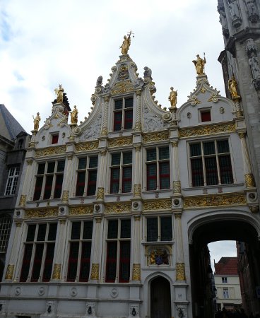 Another historic building in Bruges