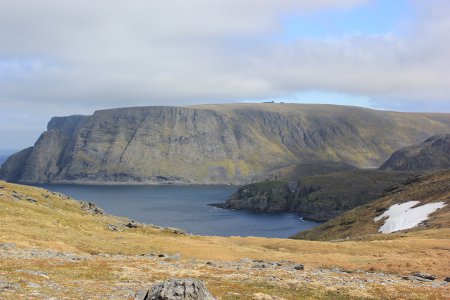 Nordkapp in background on Knivskjelodden walk