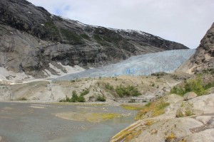 The walking route to the Nigardsbreen glacier