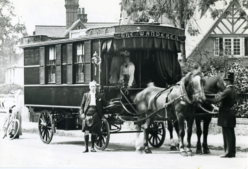 The Wanderer caravan 1885