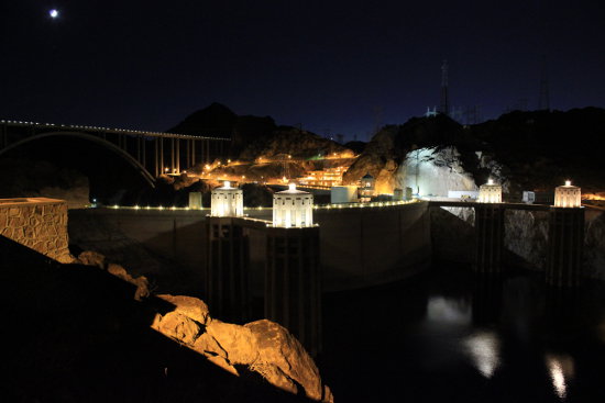 Hoover Dam at night